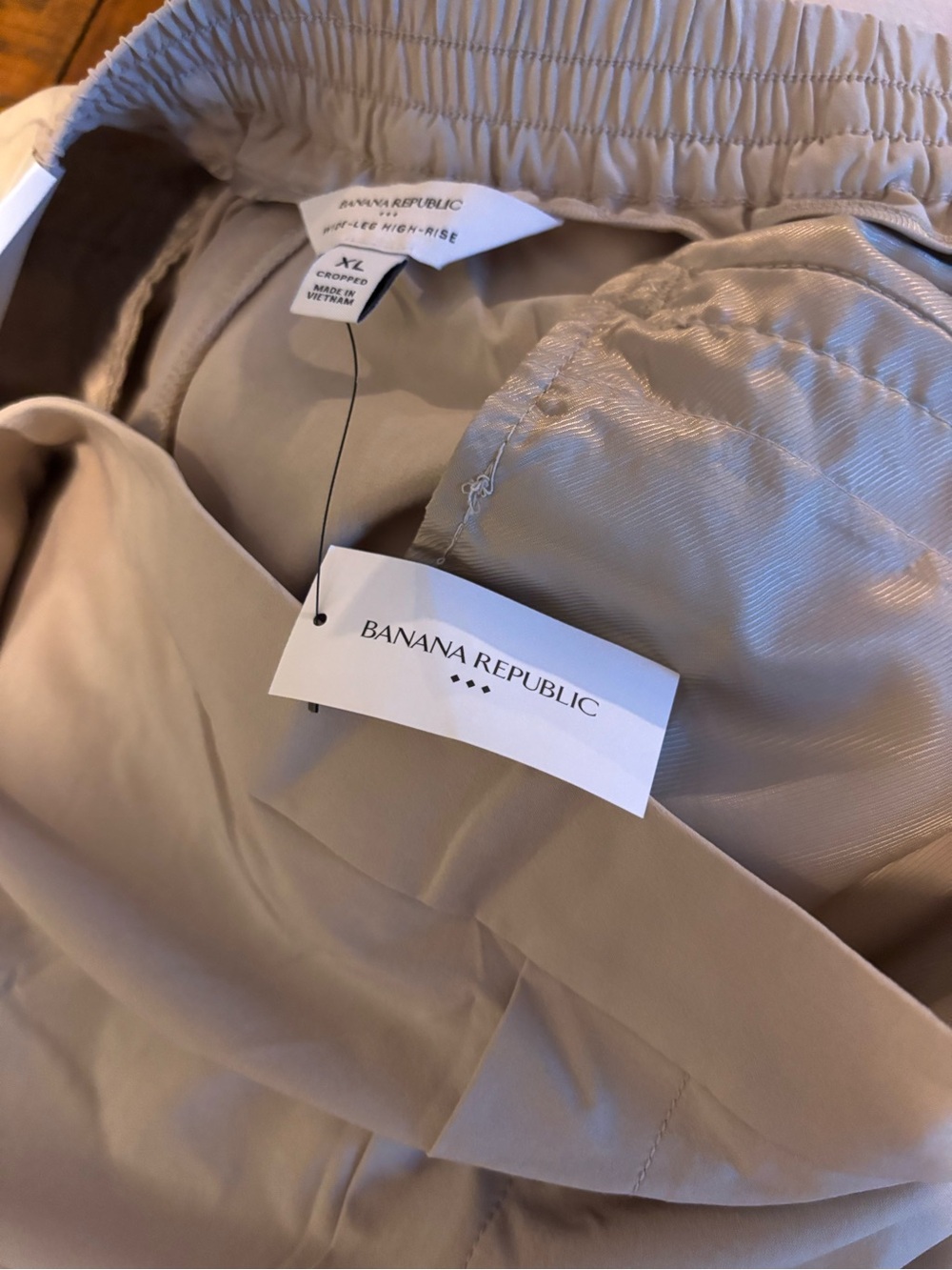 Banana Republic Wide Leg High-Rise Pants - Picture 6 of 6